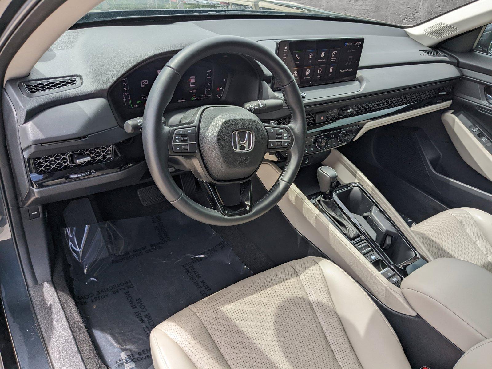 2023 Honda Accord Hybrid Vehicle Photo in Davie, FL 33331