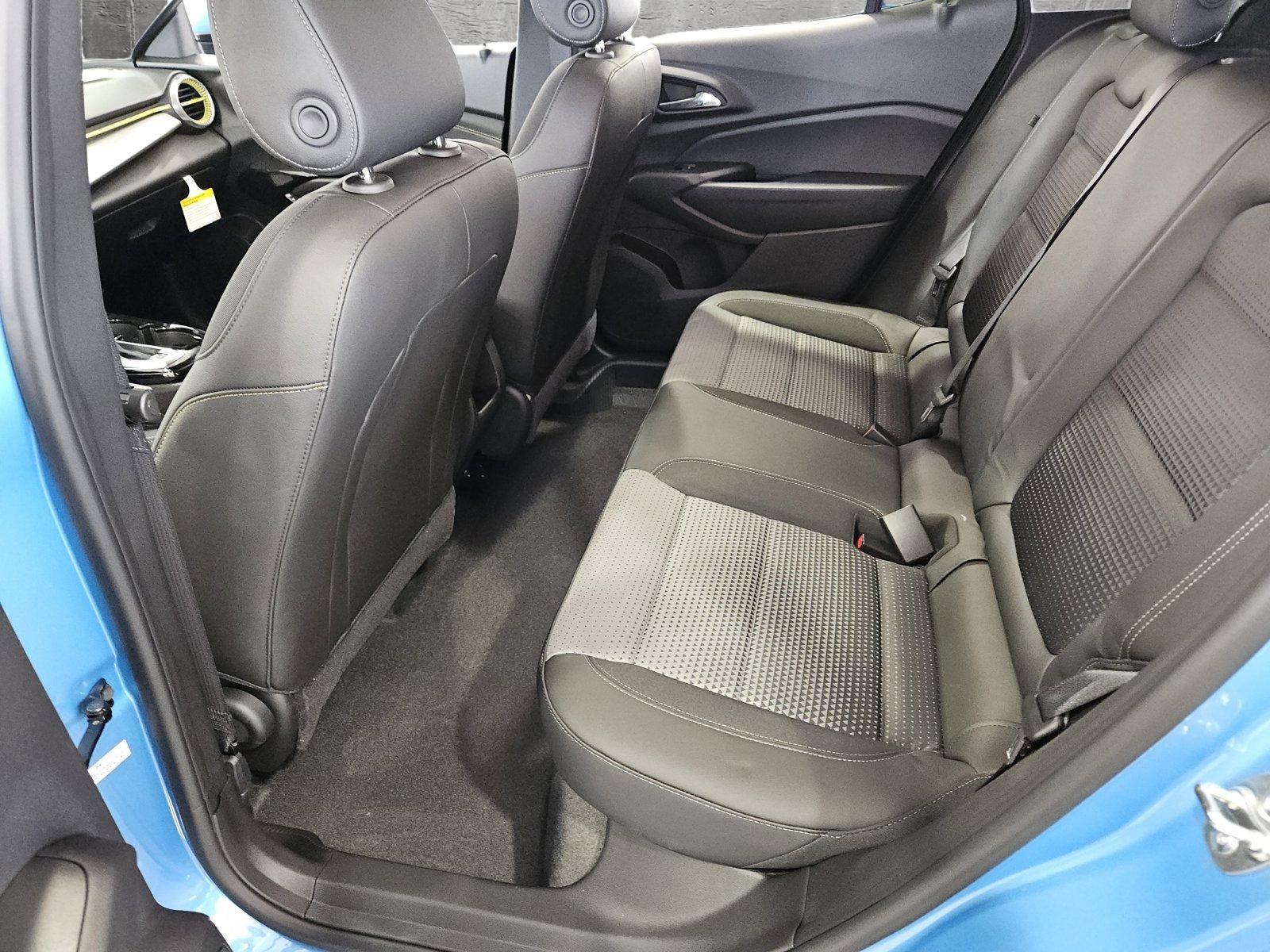 2025 Chevrolet Trax Vehicle Photo in MESA, AZ 85206-4395