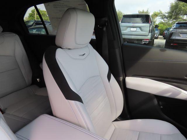 2024 Cadillac XT4 Vehicle Photo in DELRAY BEACH, FL 33483-3294