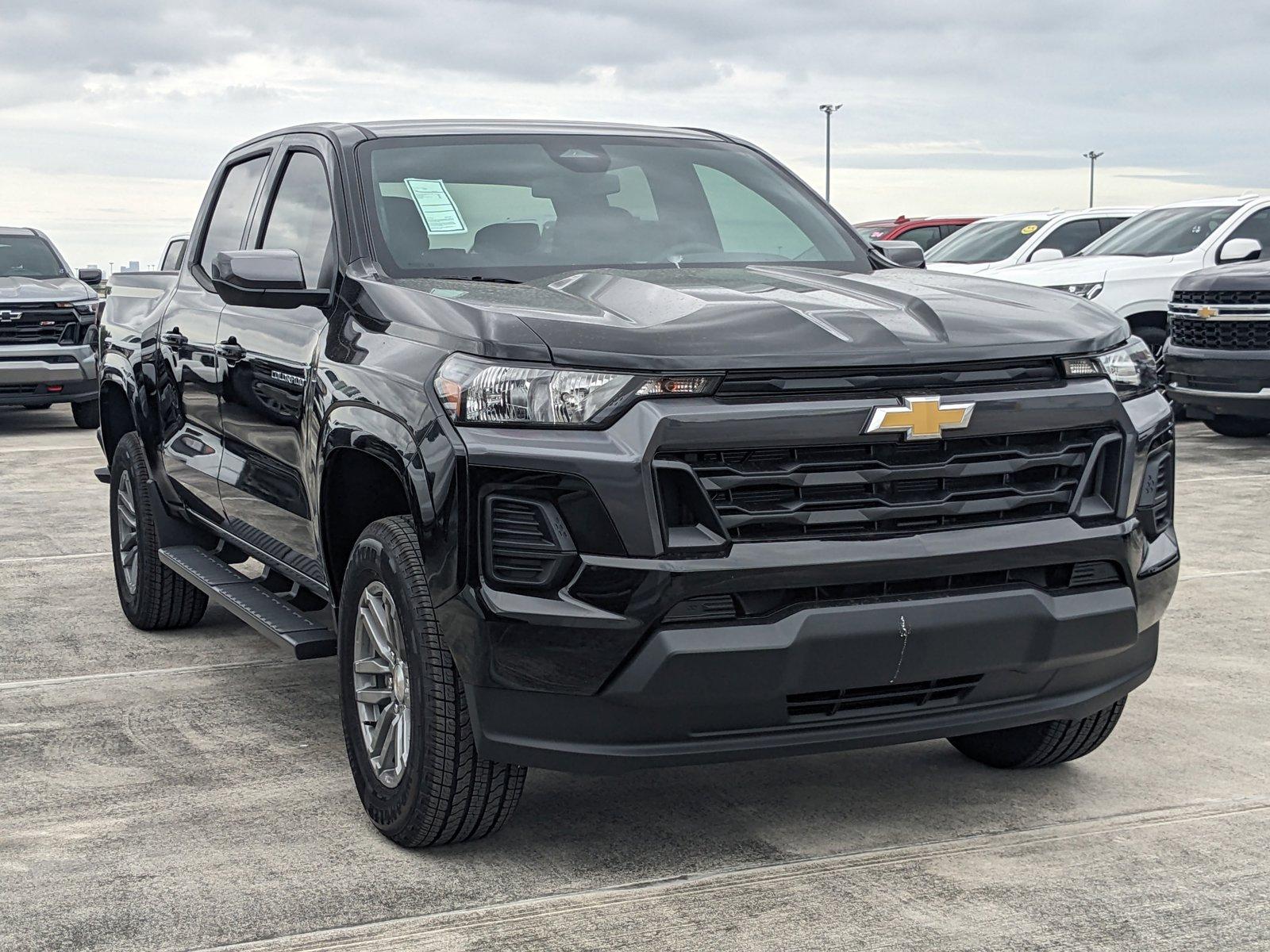 2024 Chevrolet Colorado Vehicle Photo in MIAMI, FL 33172-3015