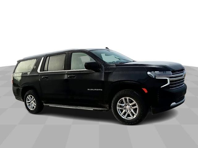 Used 2022 Chevrolet Suburban LT with VIN 1GNSKCKD8NR163980 for sale in Grand Rapids, Minnesota
