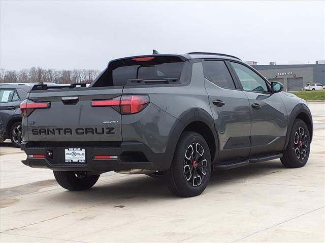 2024 Hyundai SANTA CRUZ Vehicle Photo in Peoria, IL 61615