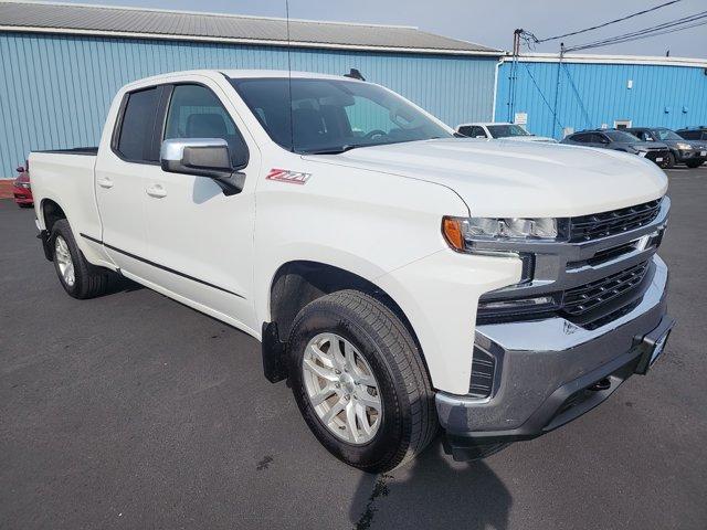 Used 2021 Chevrolet Silverado 1500 LT with VIN 1GCRYDED4MZ137088 for sale in Oneonta, NY