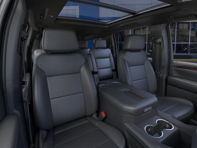 2024 Chevrolet Suburban Vehicle Photo in HOUSTON, TX 77054-4802