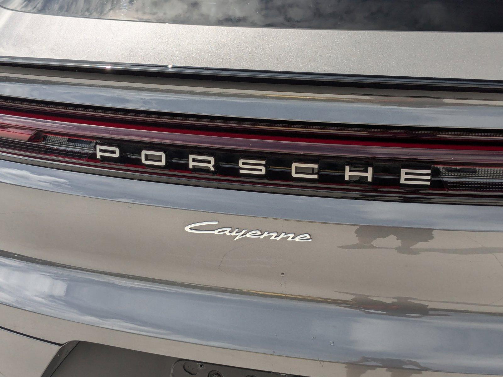 2024 Porsche Cayenne Vehicle Photo in Maitland, FL 32751