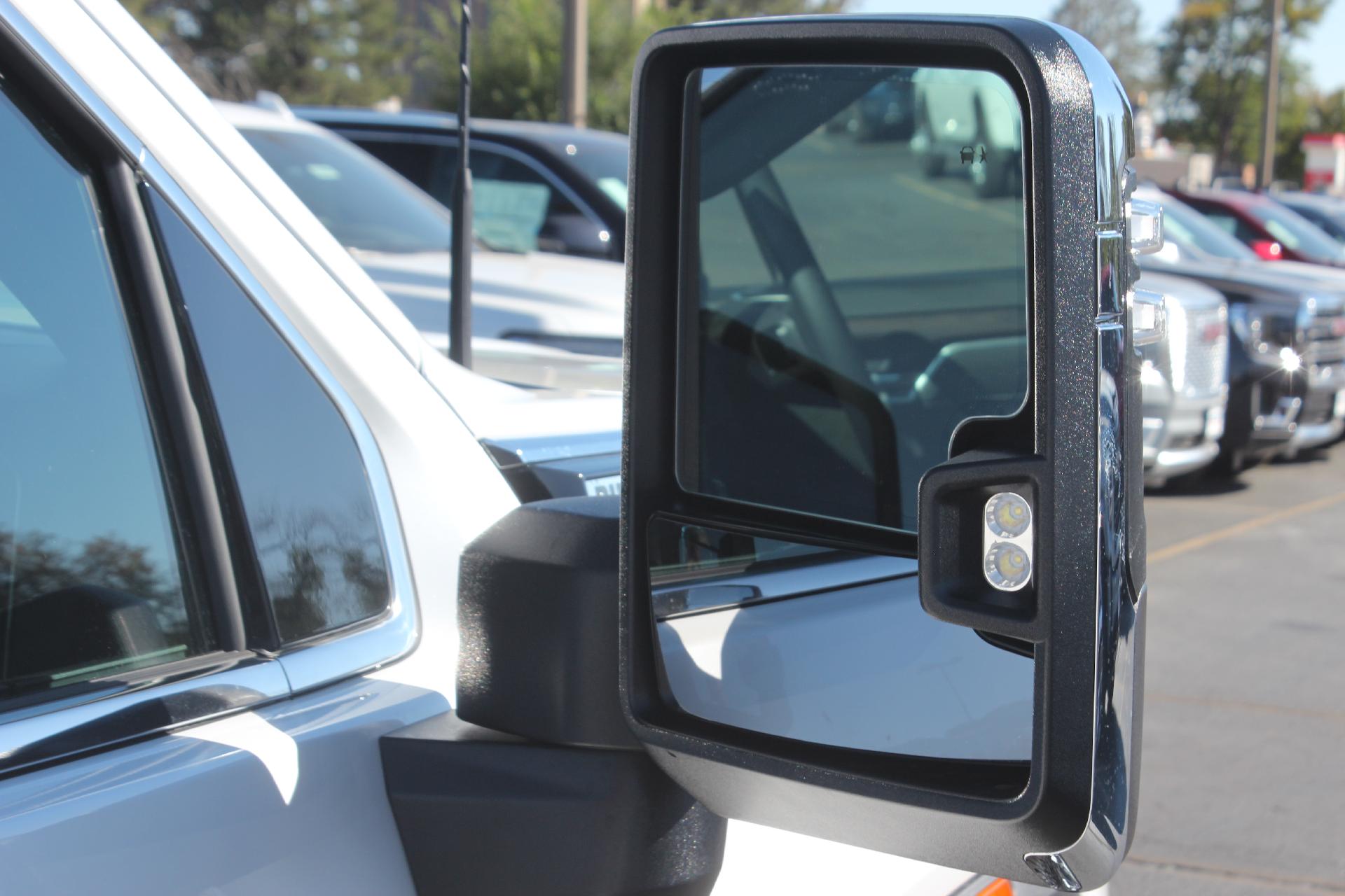 2025 GMC Sierra 2500 HD Vehicle Photo in AURORA, CO 80012-4011