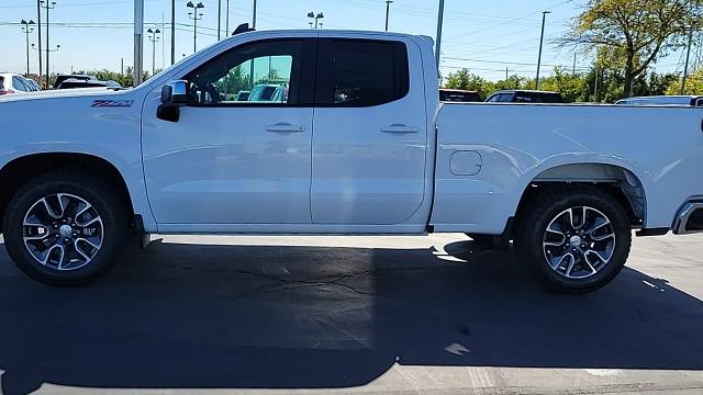 2024 Chevrolet Silverado 1500 Vehicle Photo in JOLIET, IL 60435-8135