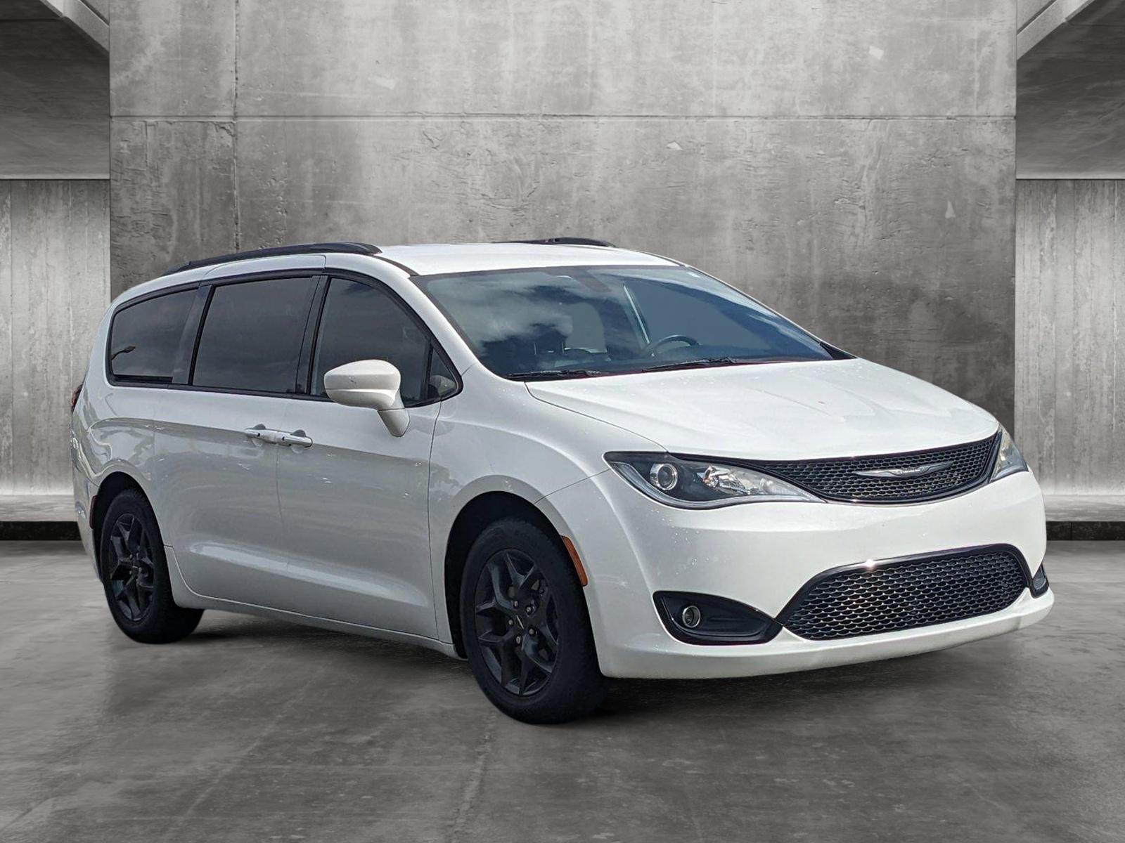 2019 Chrysler Pacifica Vehicle Photo in WEST PALM BEACH, FL 33407-3296