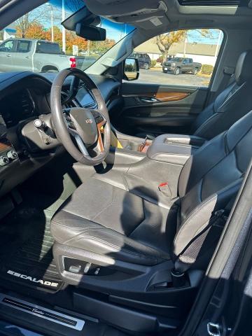 2019 Cadillac Escalade Vehicle Photo in NEENAH, WI 54956-2243