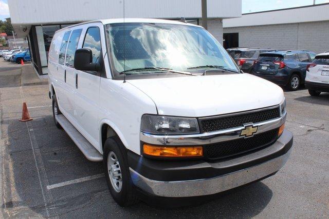 2022 Chevrolet Express Cargo 2500 Vehicle Photo in SAINT CLAIRSVILLE, OH 43950-8512