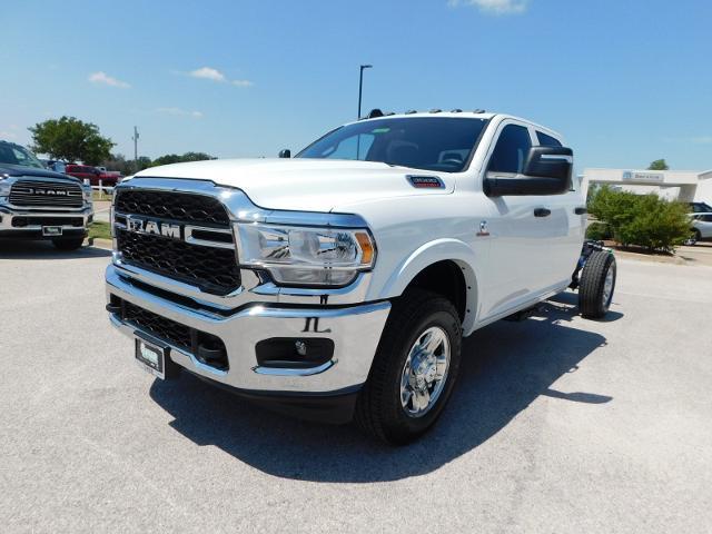 2024 Ram 3500 Chassis Cab Vehicle Photo in Gatesville, TX 76528