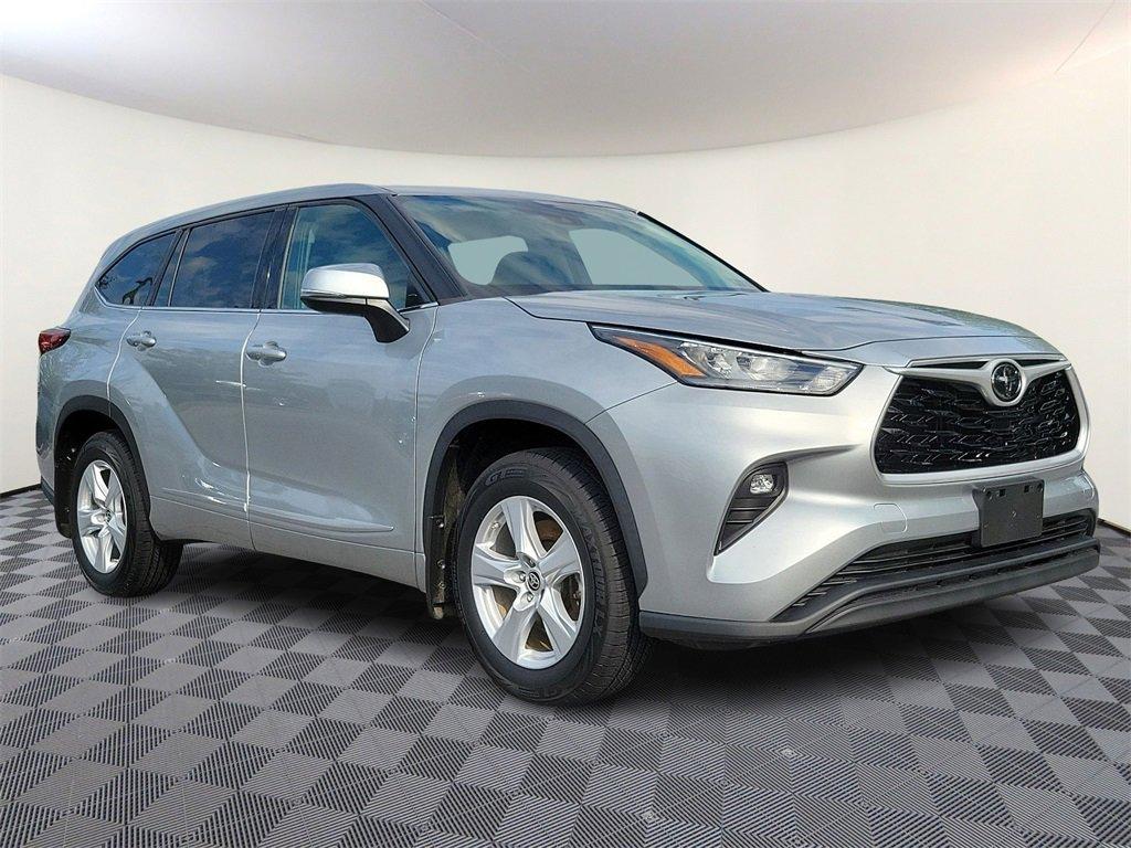 2020 Toyota Highlander Vehicle Photo in Muncy, PA 17756