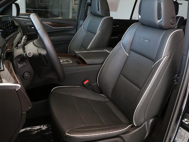 2023 Cadillac Escalade Vehicle Photo in LIBERTYVILLE, IL 60048-3287