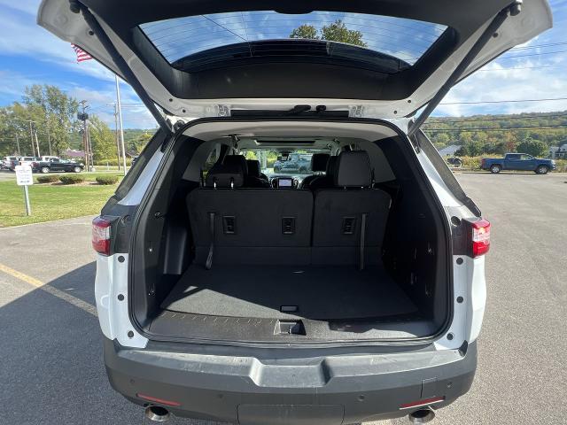 2021 Chevrolet Traverse Vehicle Photo in BOSTON, NY 14025-9684