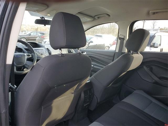 2015 Ford Escape Vehicle Photo in GRAND BLANC, MI 48439-8139