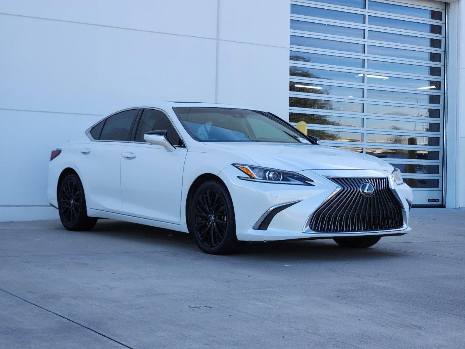 2020 Lexus ES 350 Vehicle Photo in PLANO, TX 75024