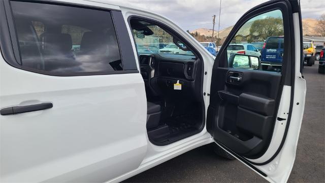 2025 Chevrolet Silverado 1500 Vehicle Photo in FLAGSTAFF, AZ 86001-6214