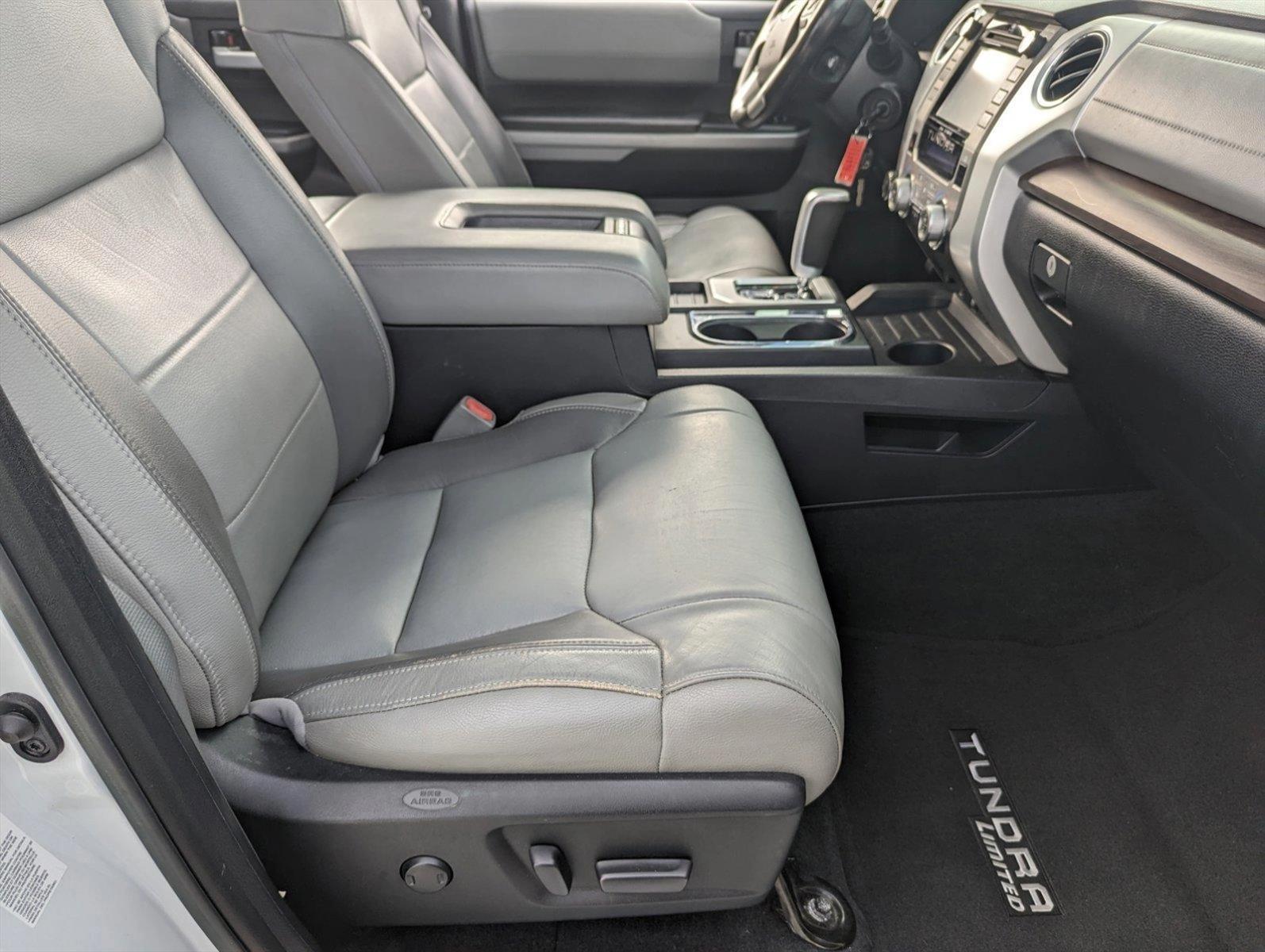 2019 Toyota Tundra 4WD Vehicle Photo in Ft. Myers, FL 33907