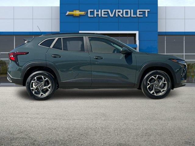 2025 Chevrolet Trax Vehicle Photo in RIVERSIDE, CA 92504-4106