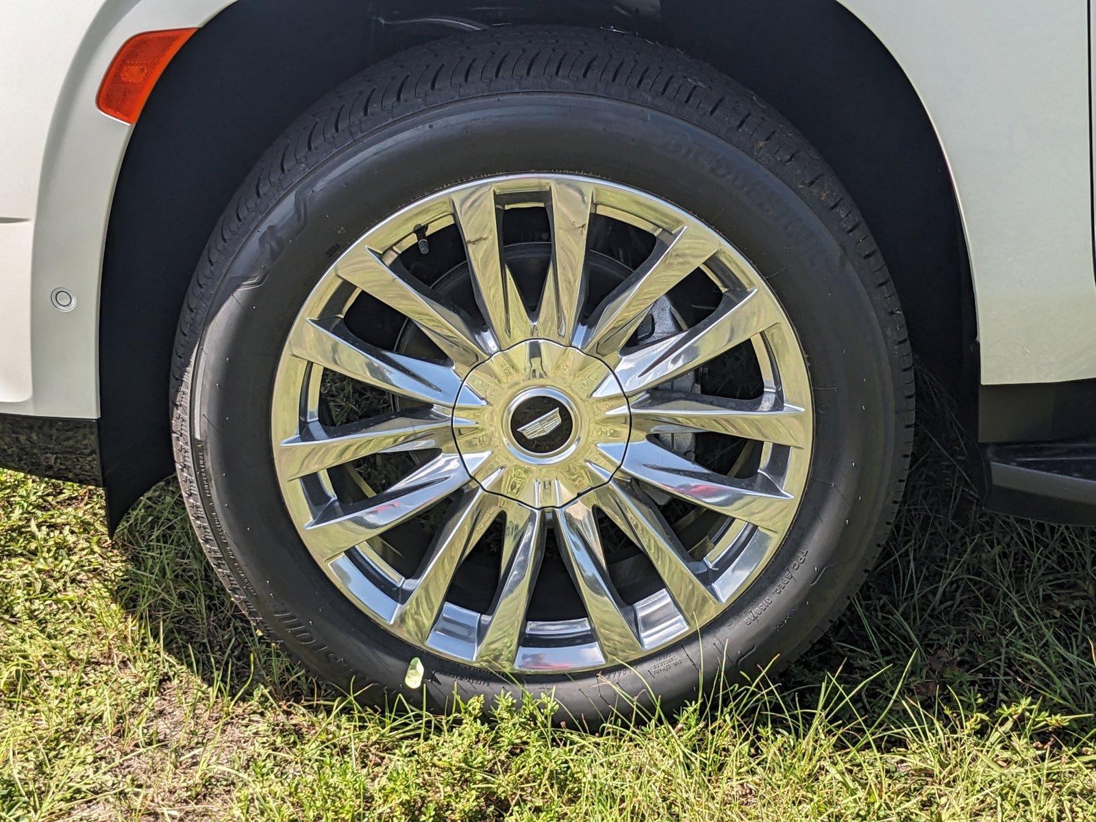 2024 Cadillac Escalade ESV Vehicle Photo in WEST PALM BEACH, FL 33407-3296