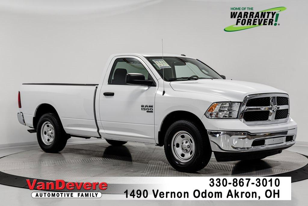 2023 Ram 1500 Classic Vehicle Photo in AKRON, OH 44320-4088