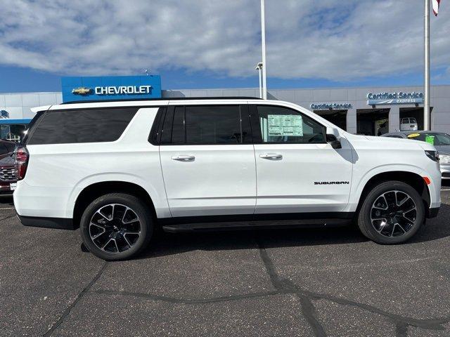 2024 Chevrolet Suburban Vehicle Photo in SAUK CITY, WI 53583-1301