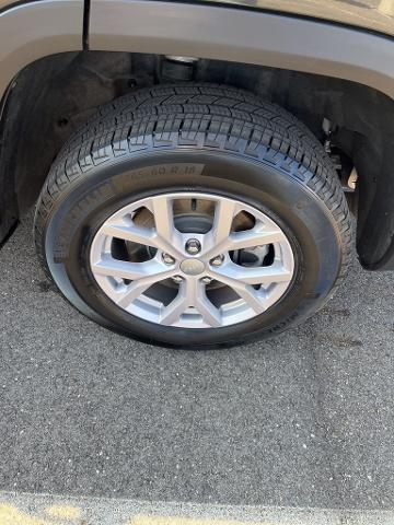 2022 Jeep Grand Cherokee L Vehicle Photo in Jackson, OH 45640-9766