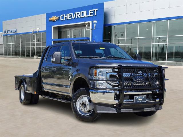 2022 Ford Super Duty F-350 DRW Vehicle Photo in TERRELL, TX 75160-3007