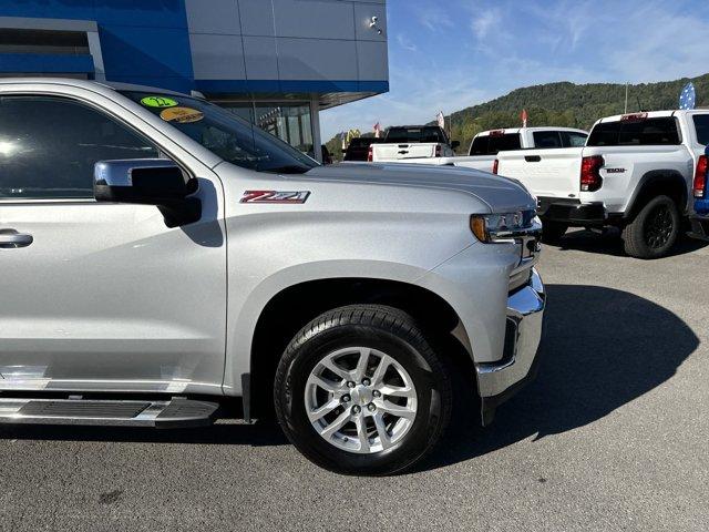 Used 2022 Chevrolet Silverado 1500 Limited LT with VIN 1GCUYDED3NZ157926 for sale in Sutton, WV