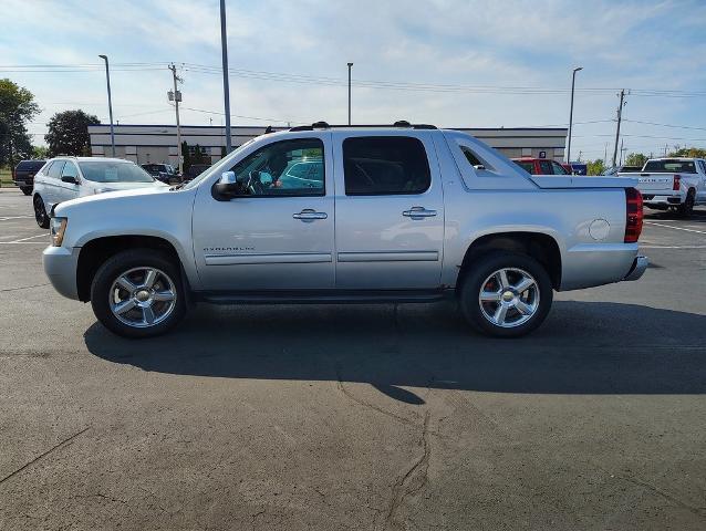 2012 Chevrolet Avalanche Vehicle Photo in GREEN BAY, WI 54304-5303