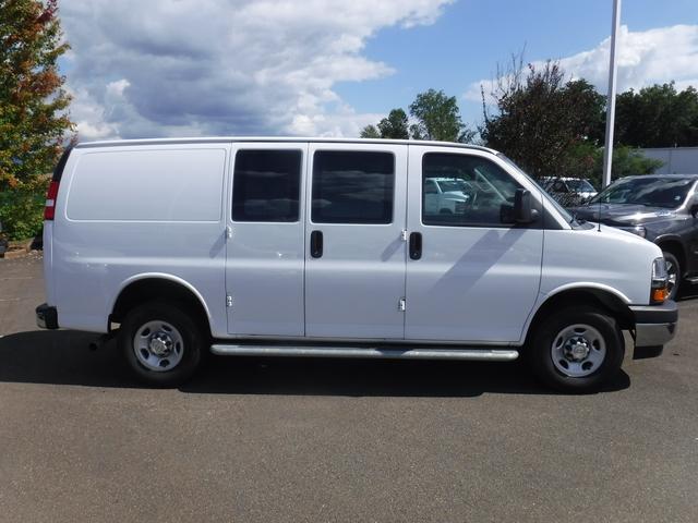 2022 Chevrolet Express Cargo 2500 Vehicle Photo in JASPER, GA 30143-8655