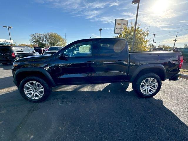 2024 Chevrolet Colorado Vehicle Photo in GREELEY, CO 80634-4125