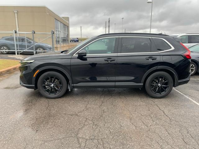 2023 Honda CR-V Hybrid Vehicle Photo in LAWTON, OK 73505