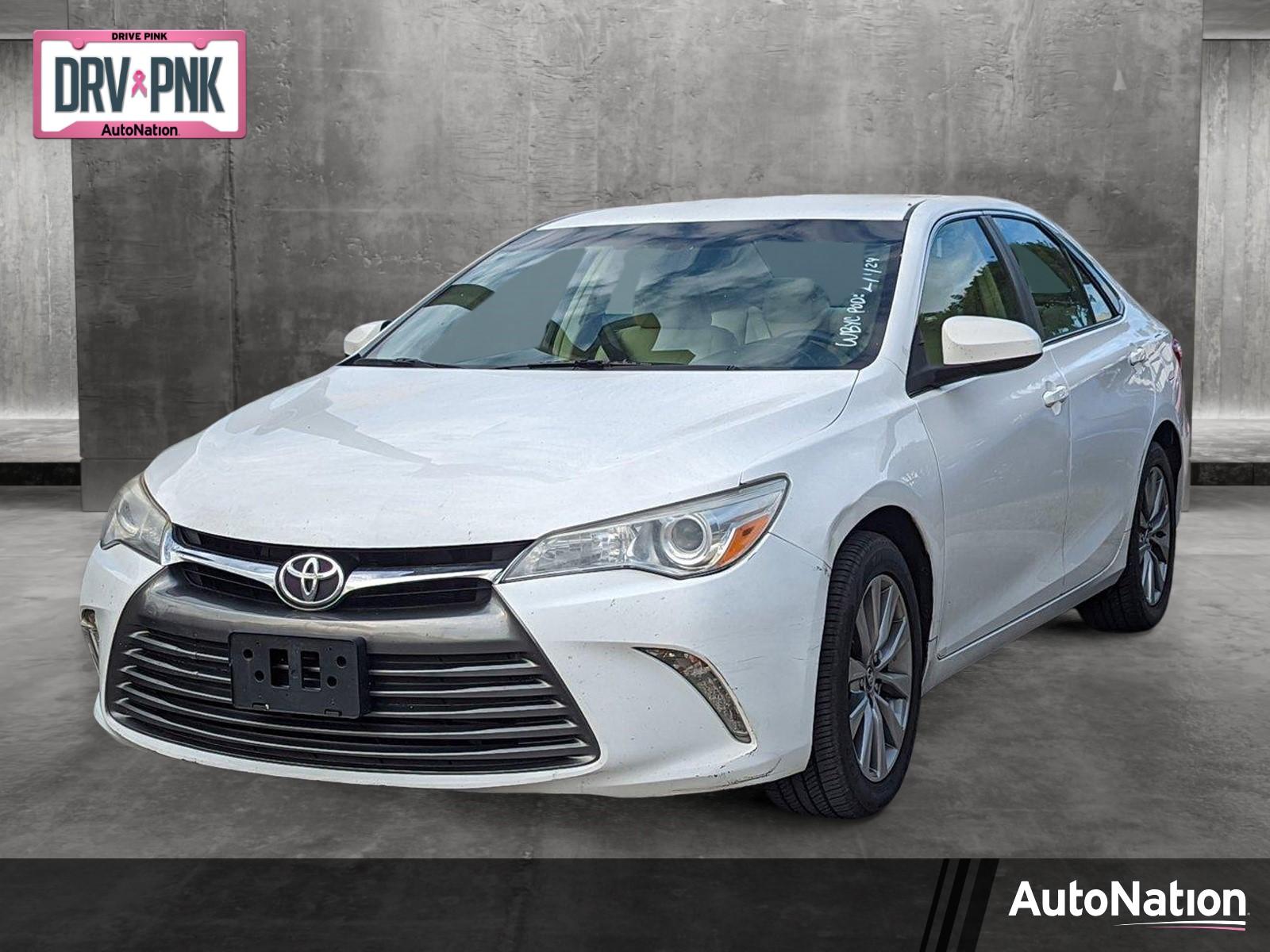 2017 Toyota Camry Vehicle Photo in Pembroke Pines , FL 33084