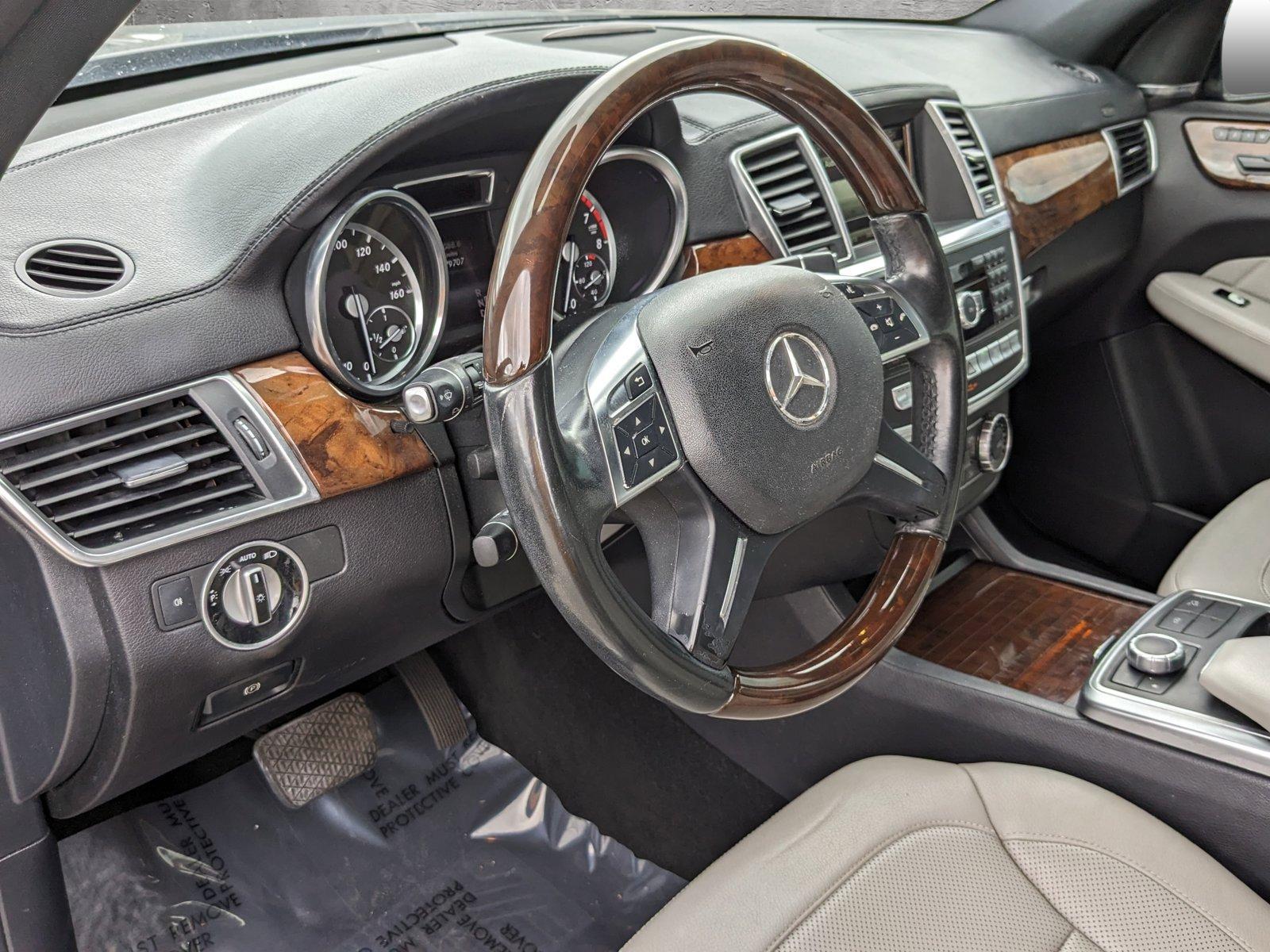 2015 Mercedes-Benz GL-Class Vehicle Photo in MIAMI, FL 33134-2699