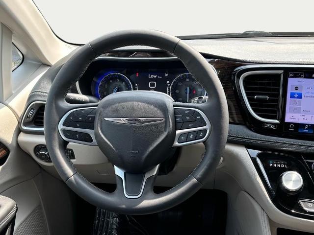 2023 Chrysler Pacifica Vehicle Photo in Clarksville, MD 21029