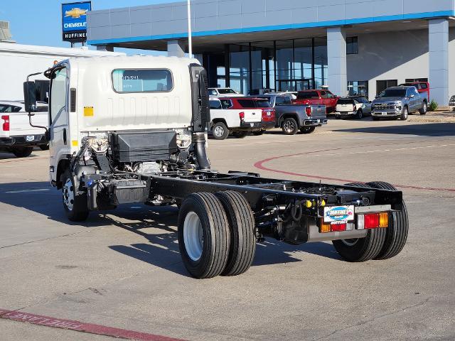 2024 Chevrolet 4500 HD LCF Diesel Vehicle Photo in LEWISVILLE, TX 75067