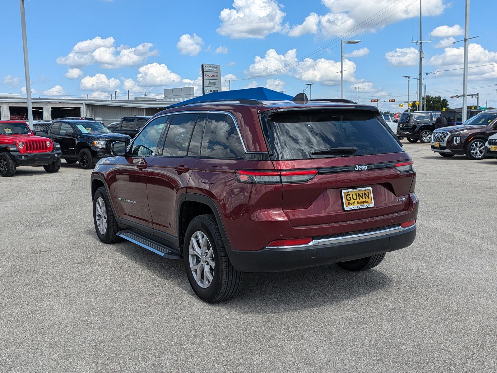 2022 Jeep Grand Cherokee Vehicle Photo in Seguin, TX 78155