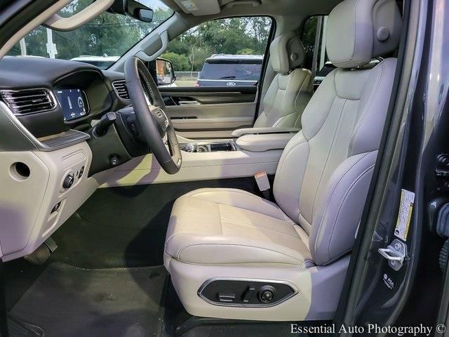 2023 Jeep Wagoneer Vehicle Photo in Plainfield, IL 60586