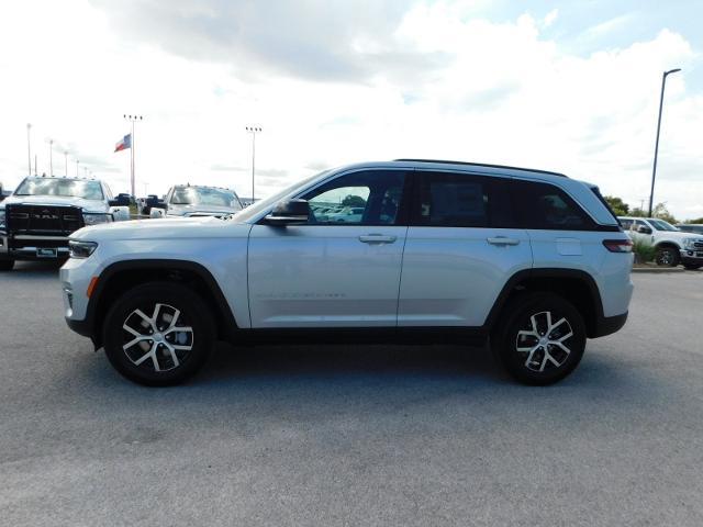 2025 Jeep Grand Cherokee Vehicle Photo in Gatesville, TX 76528