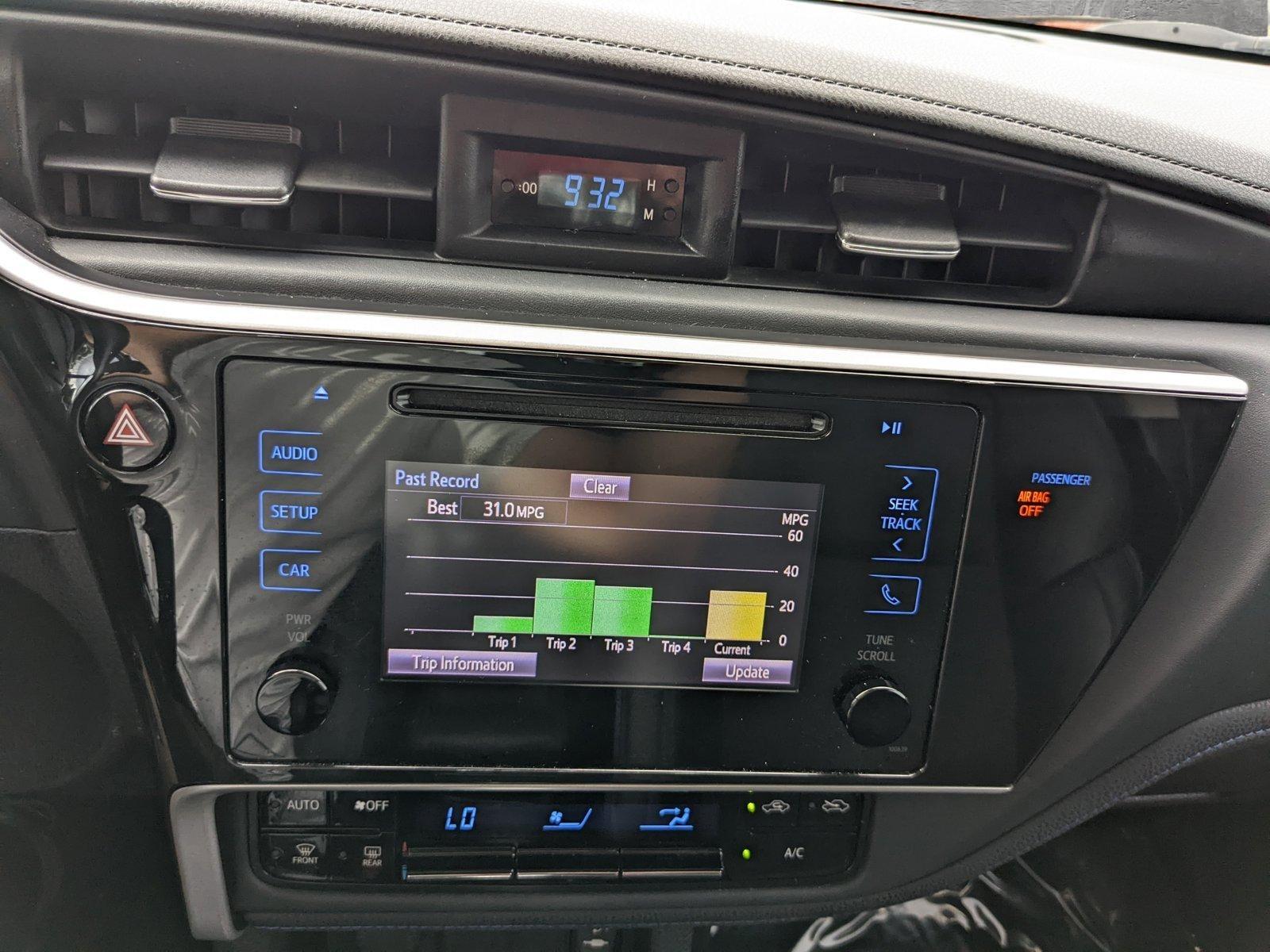 2018 Toyota Corolla Vehicle Photo in Davie, FL 33331