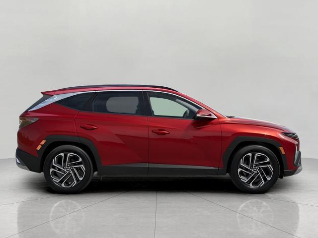 2025 Hyundai TUCSON Hybrid Vehicle Photo in Green Bay, WI 54304