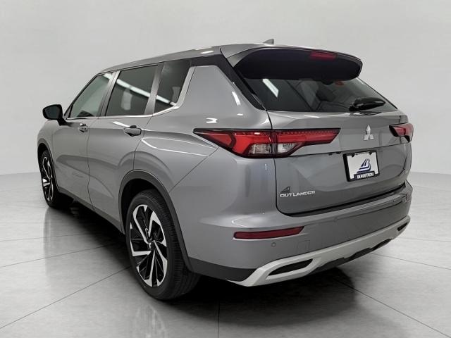 2022 Mitsubishi Outlander Vehicle Photo in APPLETON, WI 54914-4656