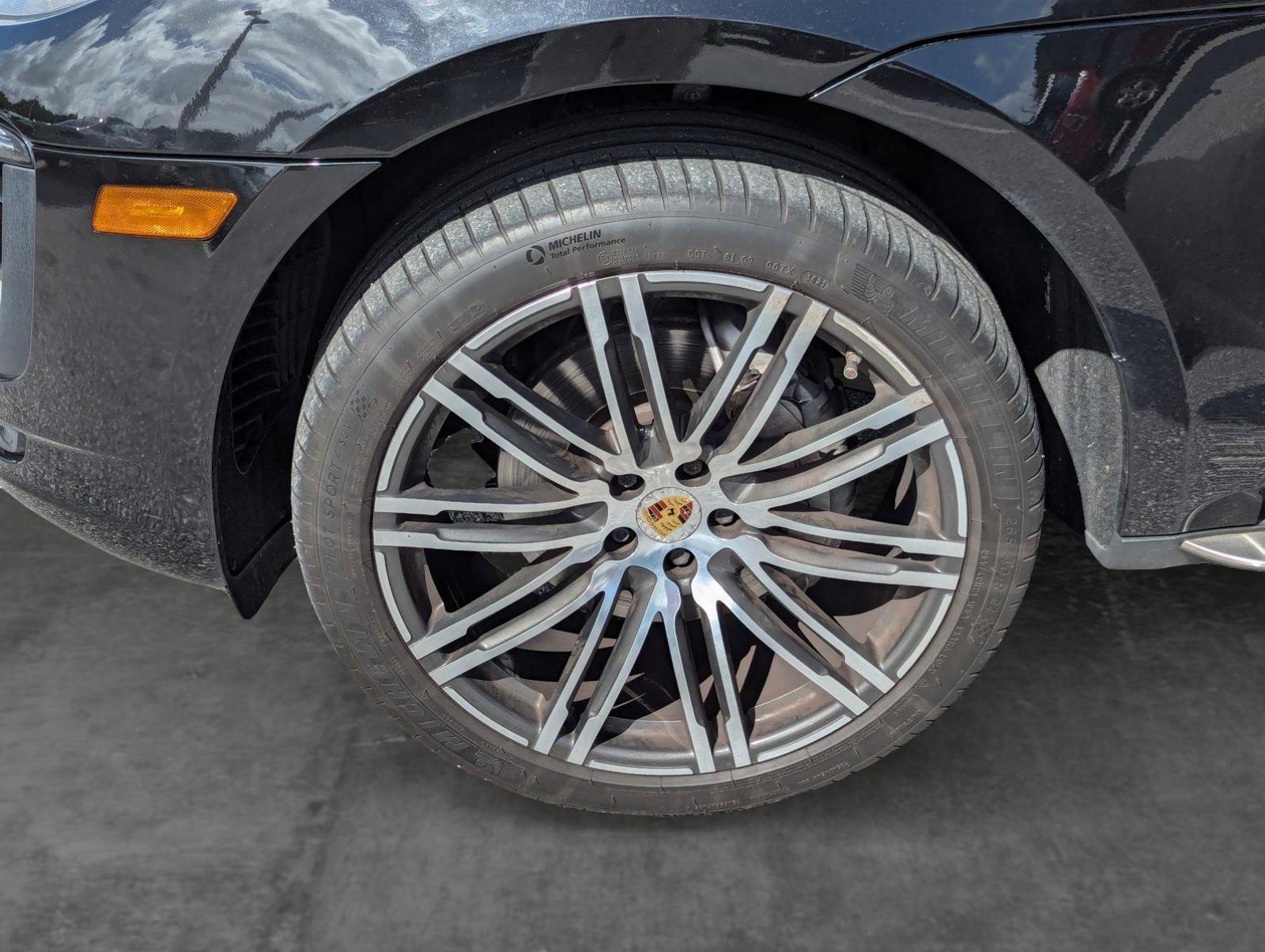 2018 Porsche Macan Vehicle Photo in Delray Beach, FL 33444