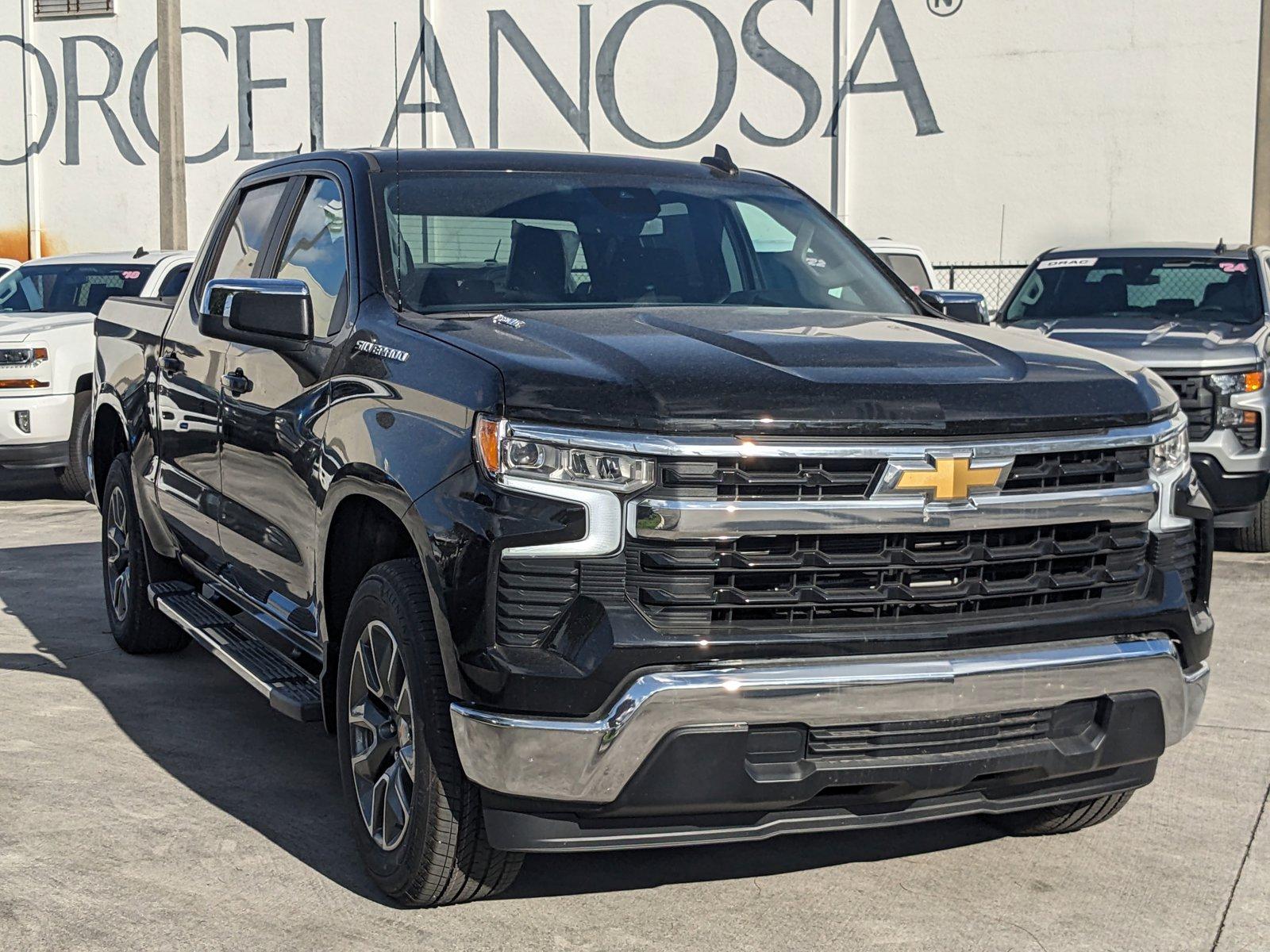 2025 Chevrolet Silverado 1500 Vehicle Photo in MIAMI, FL 33172-3015