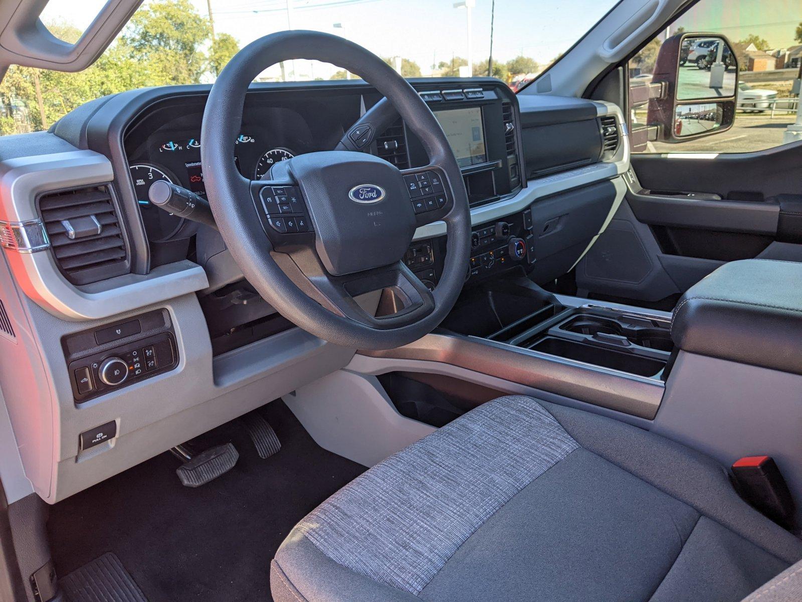 2023 Ford Super Duty F-450 DRW Vehicle Photo in AUSTIN, TX 78759-4154