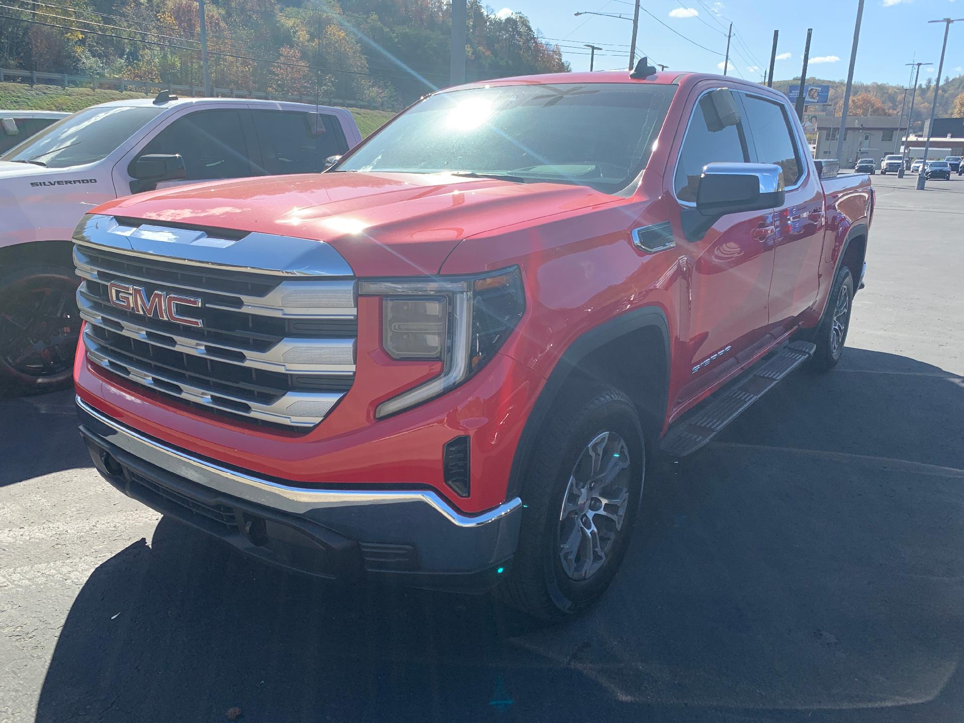 Used 2023 GMC Sierra 1500 SLE with VIN 1GTPUBEK0PZ112666 for sale in Pikeville, KY