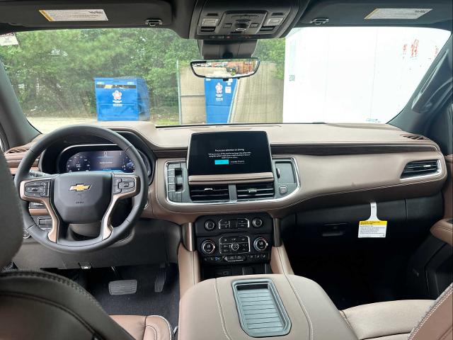 2024 Chevrolet Suburban Vehicle Photo in DUNN, NC 28334-8900