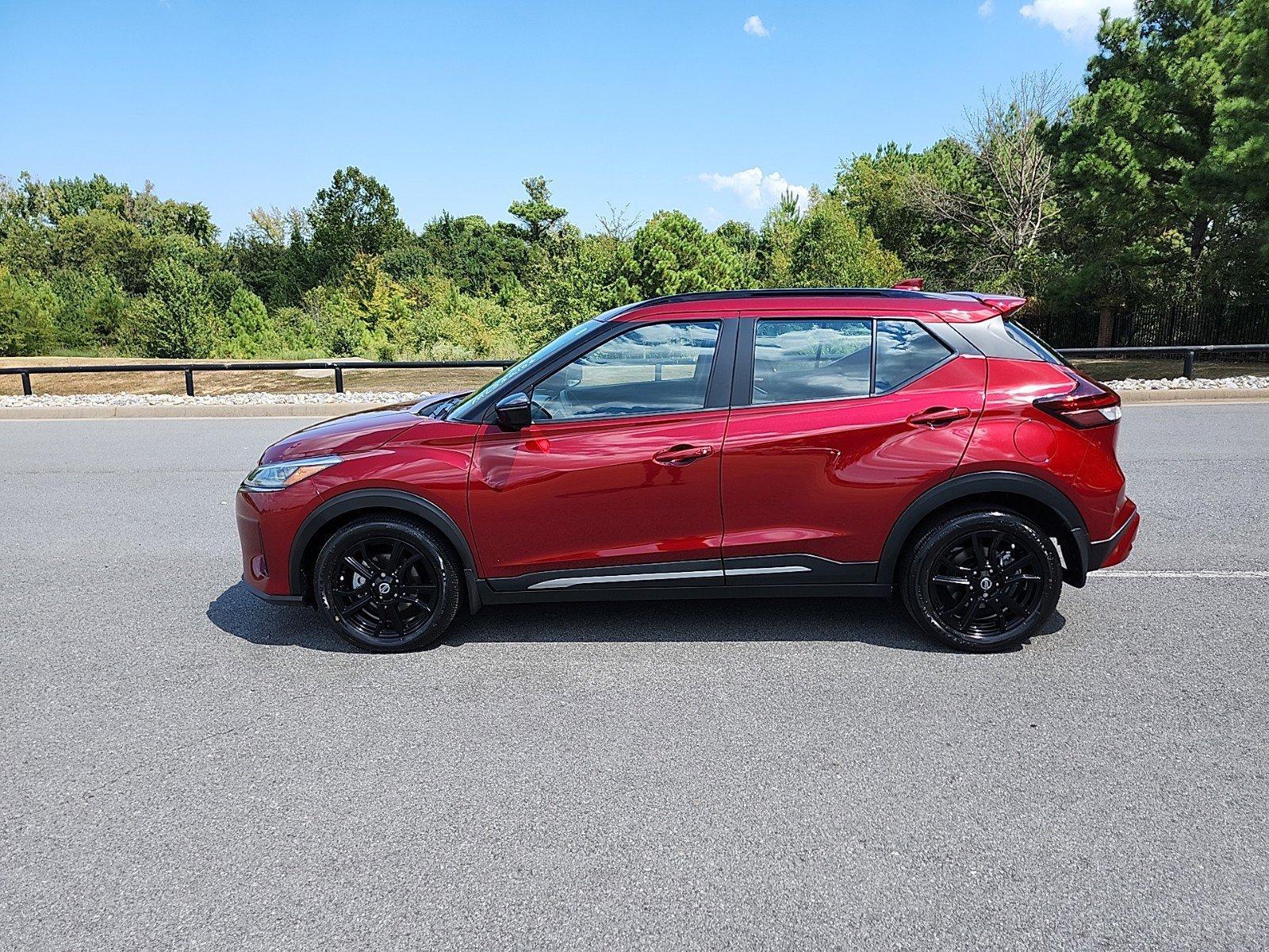 Used 2021 Nissan Kicks SR with VIN 3N1CP5DV8ML562106 for sale in Bryant, AR