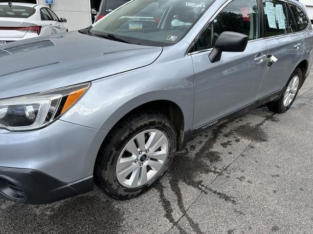 2017 Subaru Outback Vehicle Photo in INDIANA, PA 15701-1897